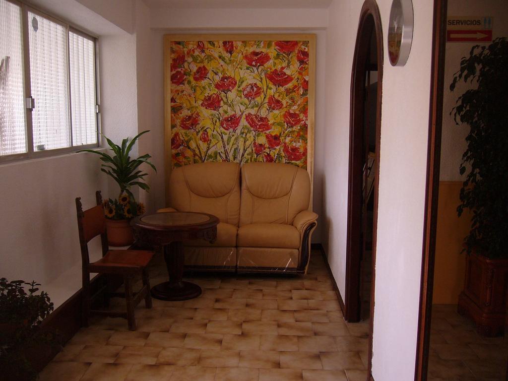 El Artista Hostel Villajoyosa Bagian luar foto