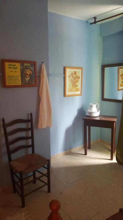 El Artista Hostel Villajoyosa Bagian luar foto