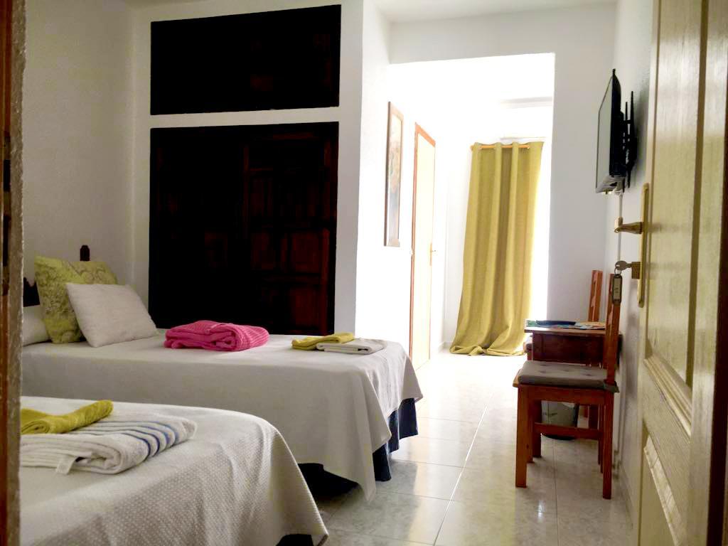 El Artista Hostel Villajoyosa Bagian luar foto