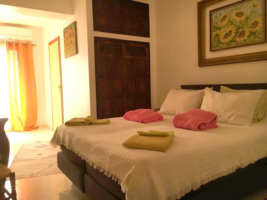 El Artista Hostel Villajoyosa Bagian luar foto