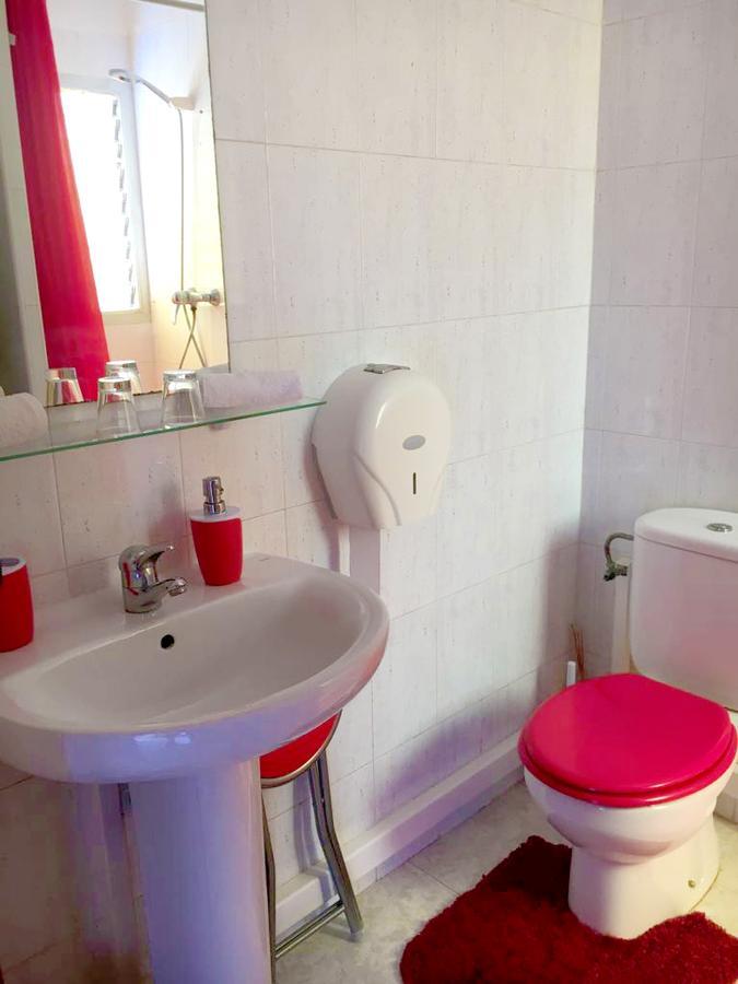El Artista Hostel Villajoyosa Bagian luar foto