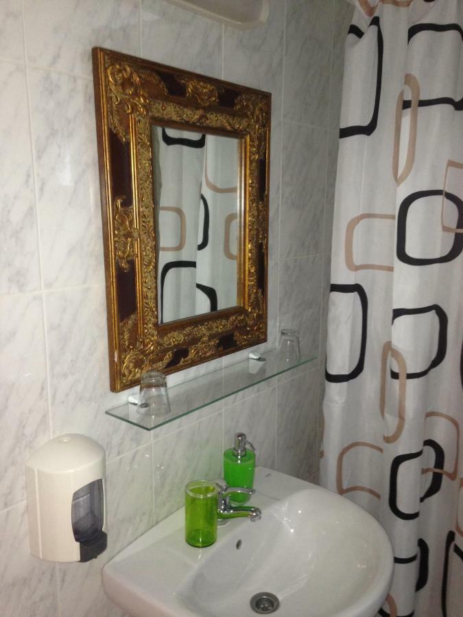 El Artista Hostel Villajoyosa Bagian luar foto
