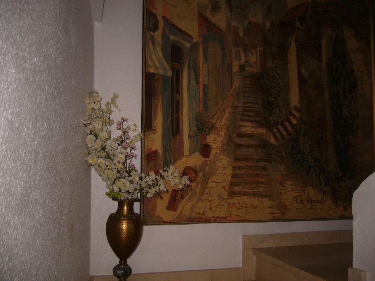 El Artista Hostel Villajoyosa Bagian luar foto